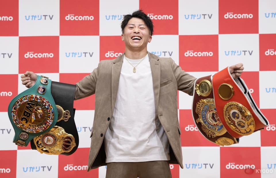 Naoya Inoue Belts