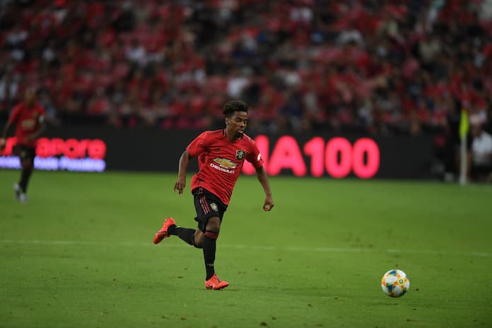 angel gomes