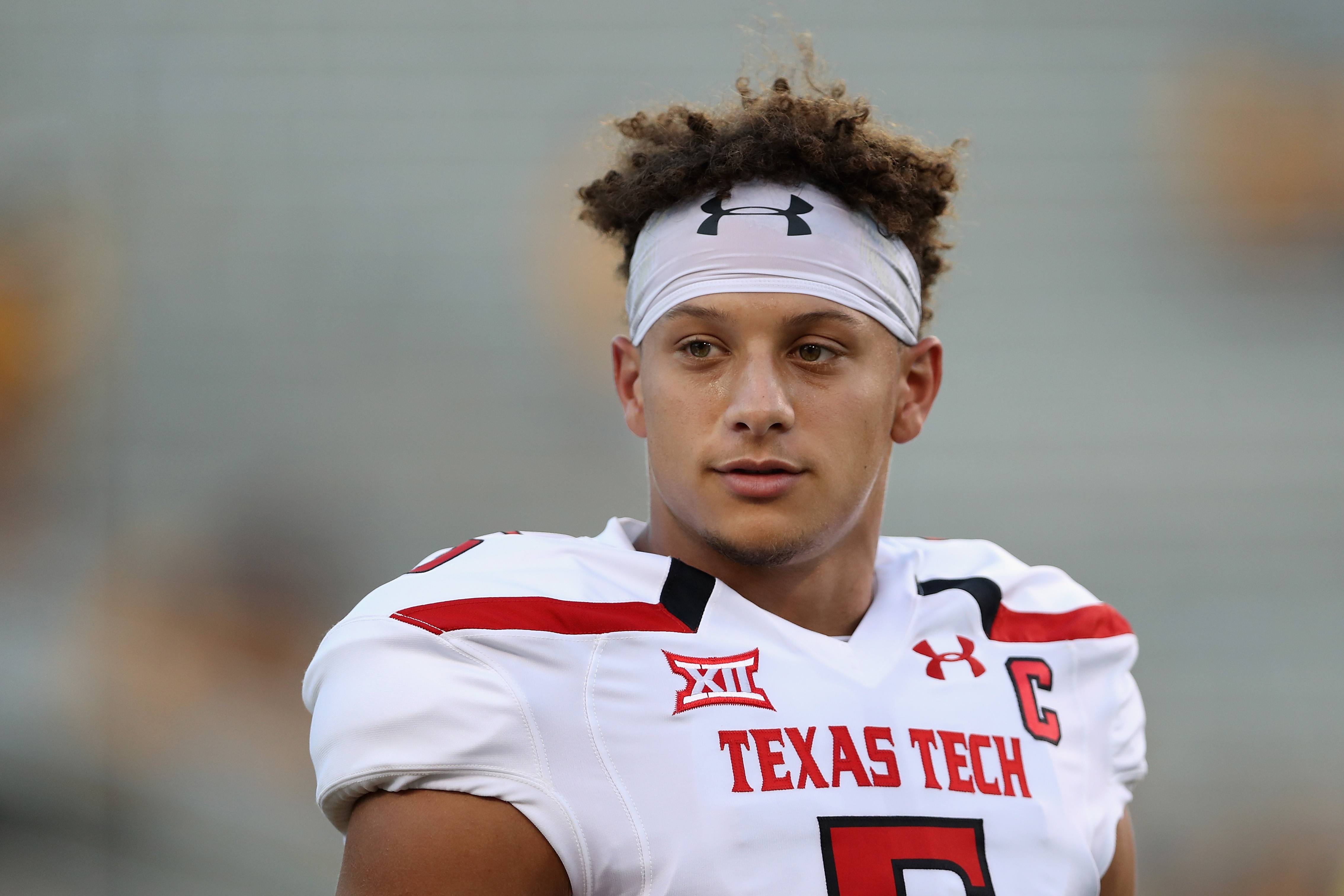 patrick mahomes college jersey number