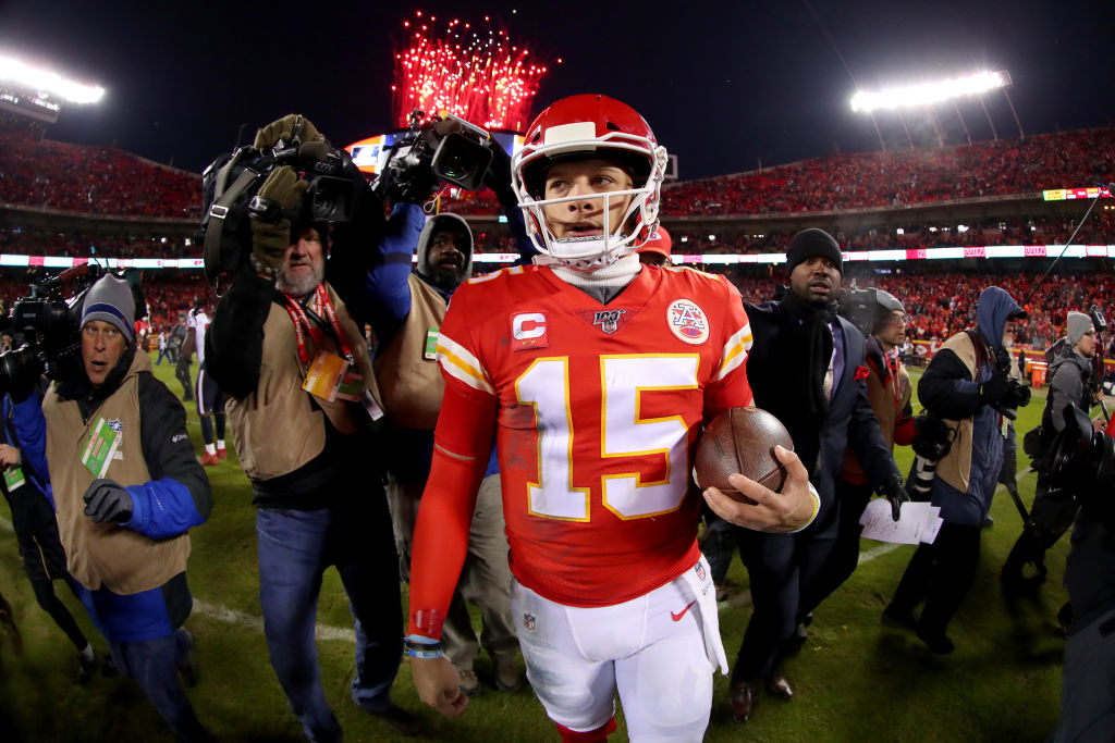 How Patrick Mahomes could make things awkward for Troy Aikman on