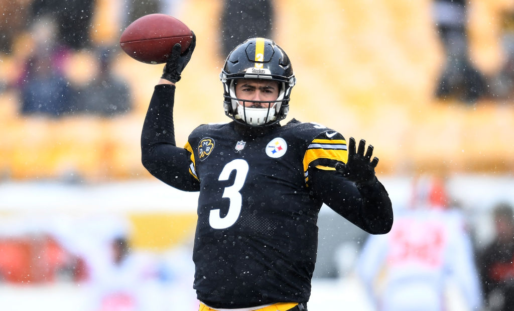 Around the NFL  Steelers expect Landry Jones to get start