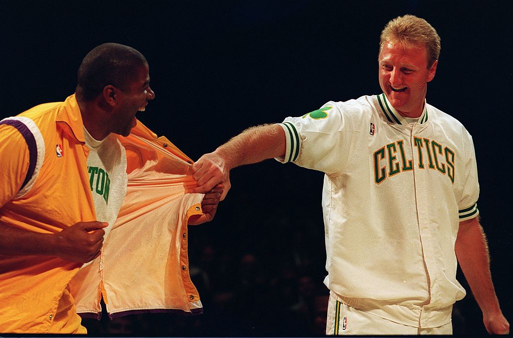 Magic Johnson vs. Larry Bird Career Comparison: Who Is Truly The Greatest  Player To Dominate The 1980s? - Fadeaway World