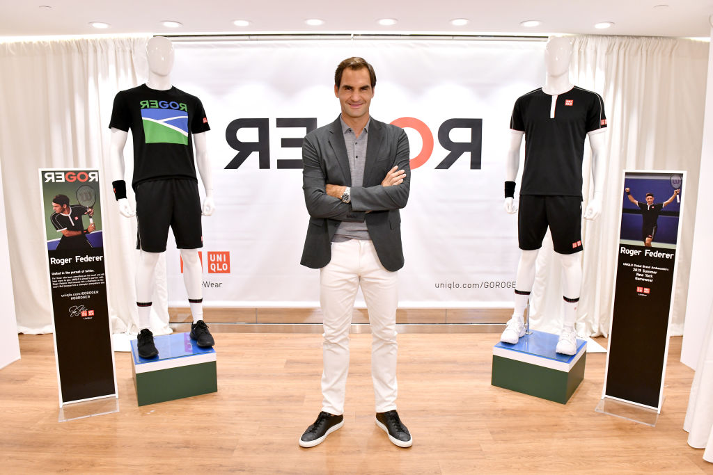 Roger Federer drops decadesold Nike partnership for Uniqlo  BBC News
