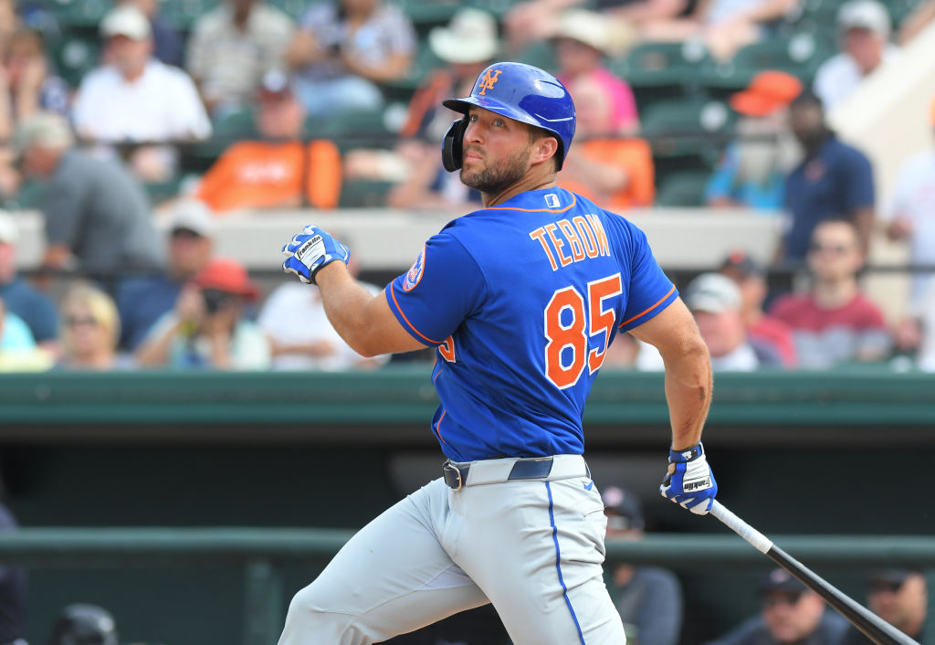 Tim Tebow Homers In His First At-Bat With Binghamton