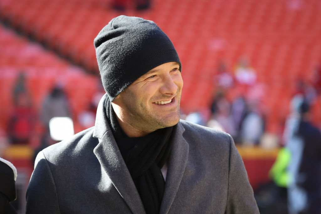 How Does Tony Romo's New Salary Compare to Other NFL Broadcasters?