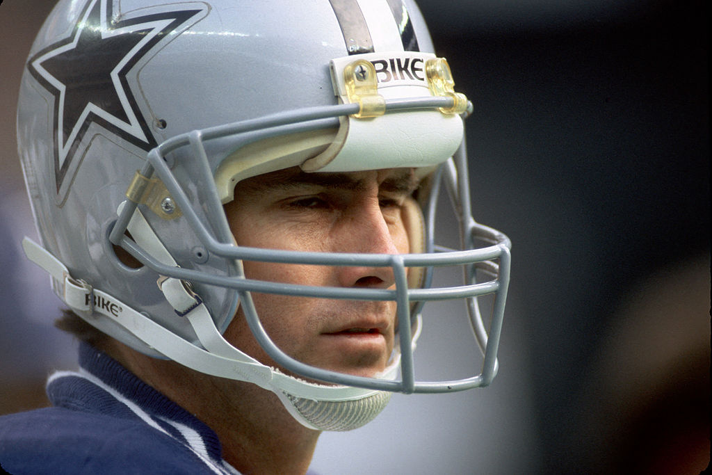 Dallas Cowboys quarterback Danny White (11) looks down field for a