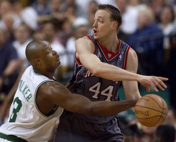 Keith Van Horn of the New Jersey Nets