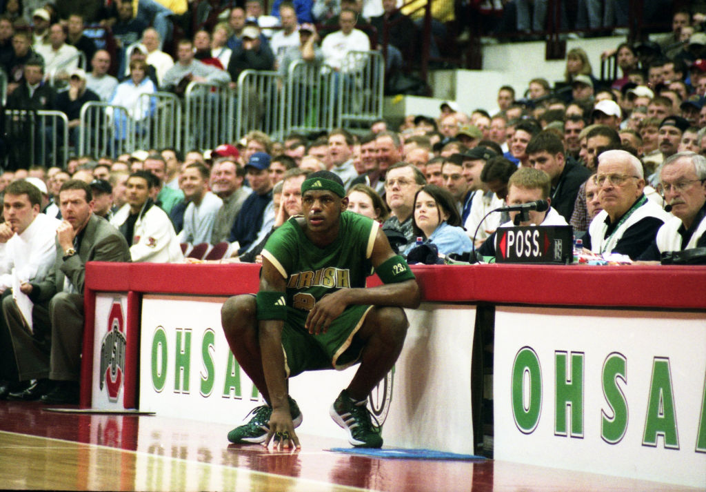 LeBron James scores 31 points in 1st national TV game in high school