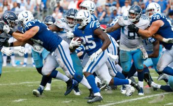 The fullback position is considered to be a dying one in the NFL. However, the Indianapolis Colts are bringing it back.