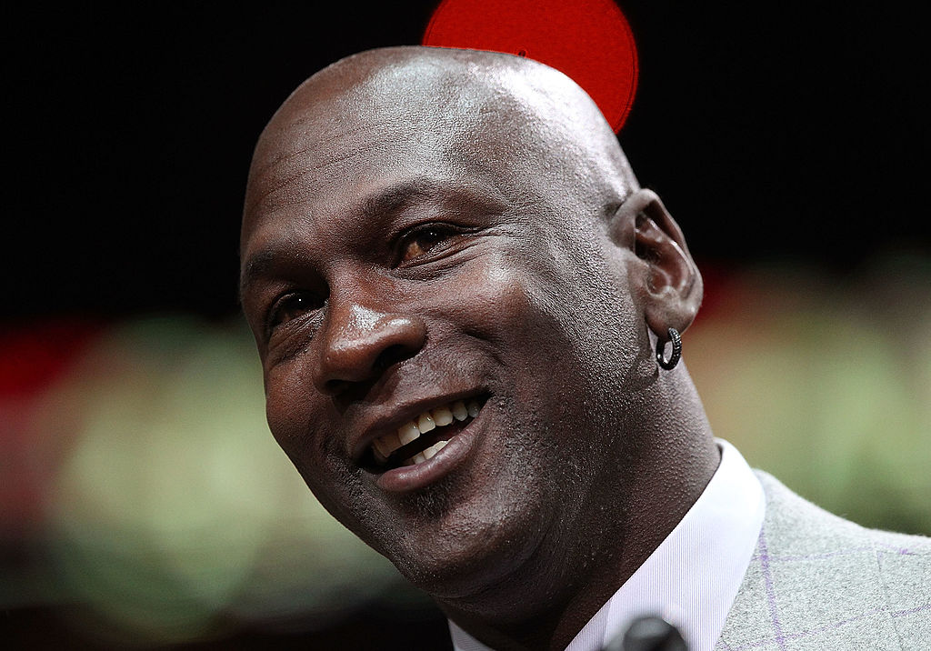 Michael Jordan walked with the beer, put the beer down and threw it right  in my lap - 2-time World Series champ tells story of how he made MJ buy  him beer