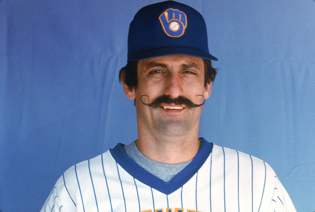 Rollie Fingers explains why he has a handlebar mustache
