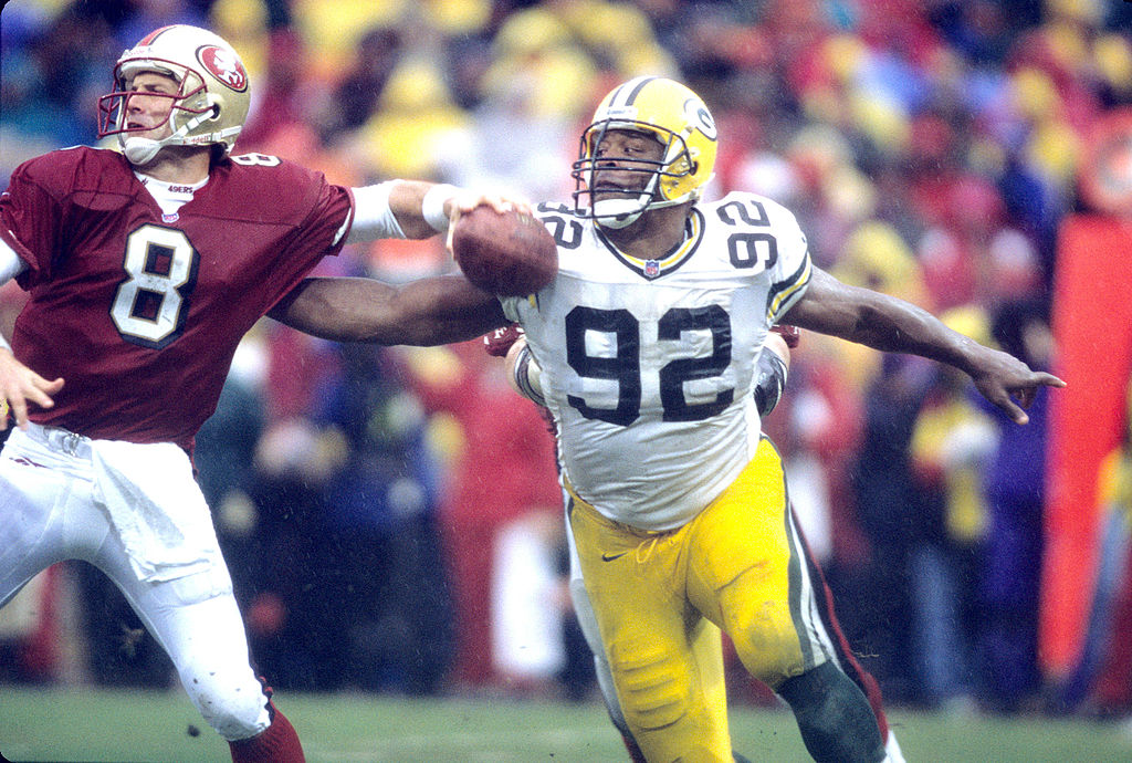 In 1996, NFL was OK with Reggie White paying teammates for hits