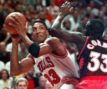 BKN-HAWKS-BULLS-PIPPEN 1