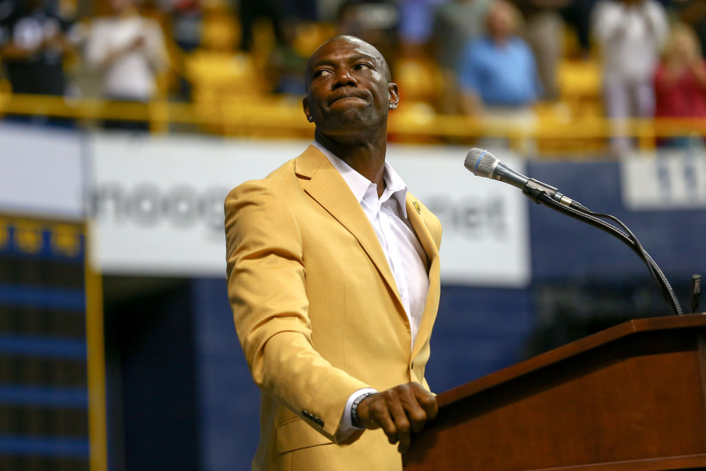 NFL Hall of Famer Terrell Owens looks to CFL to resume career