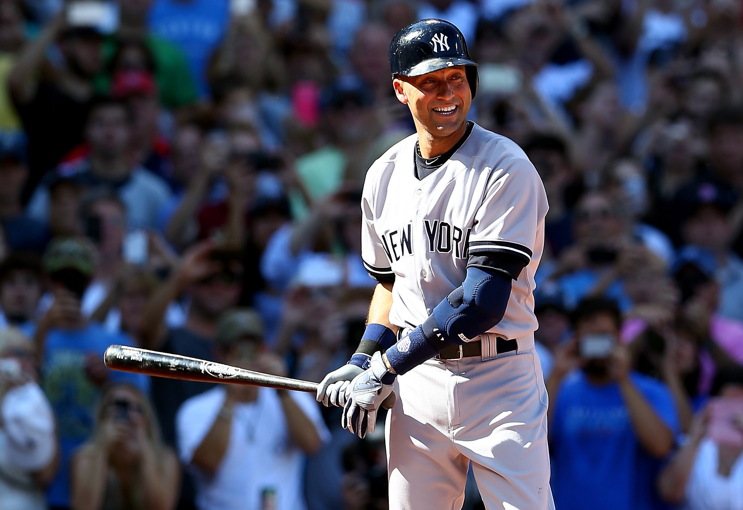 Derek Jeter High School Film  In 1992, The @Yankees drafted an