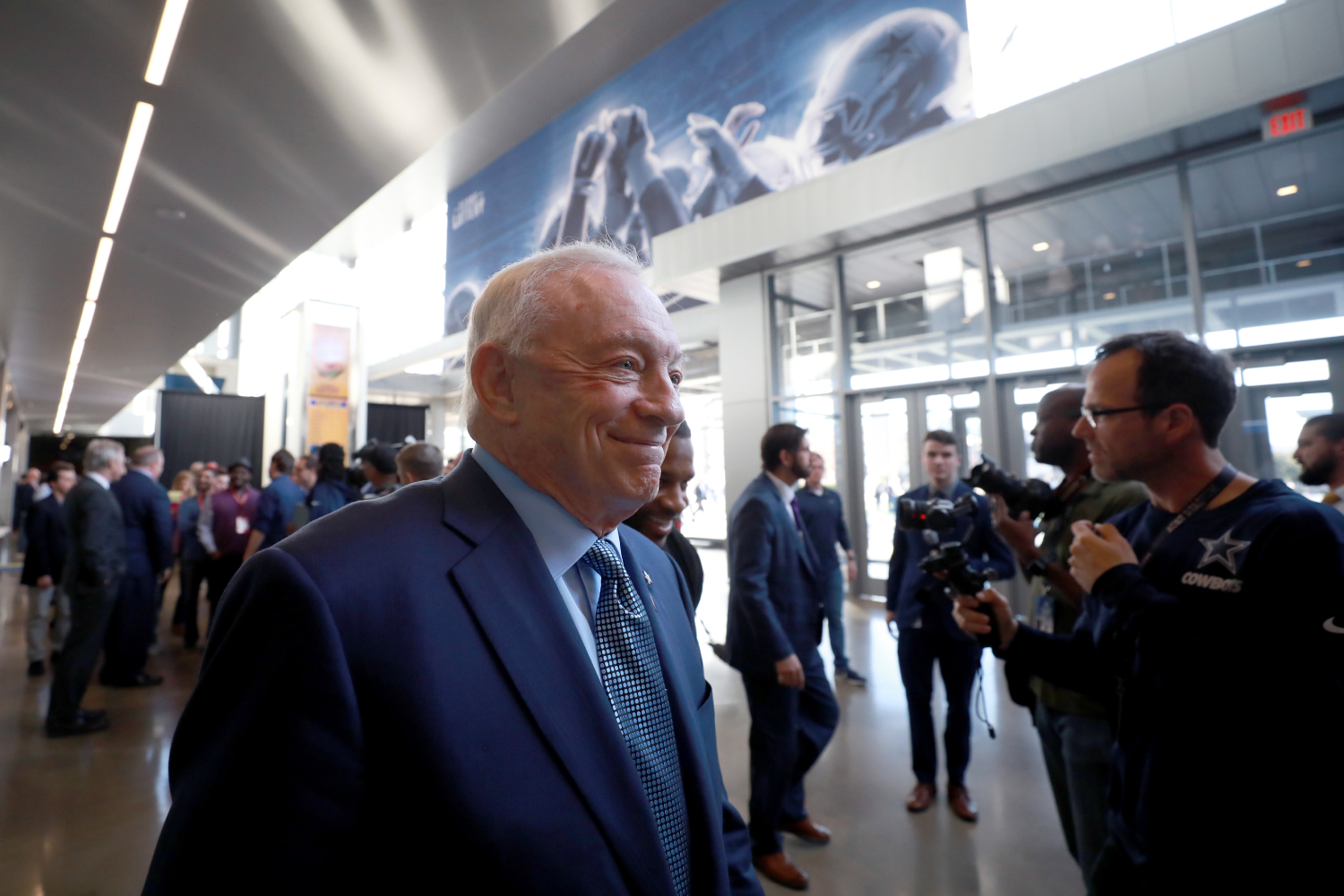 Jerry Jones Once Said The Redskins Name Is 'complimentary' And 'one Of 