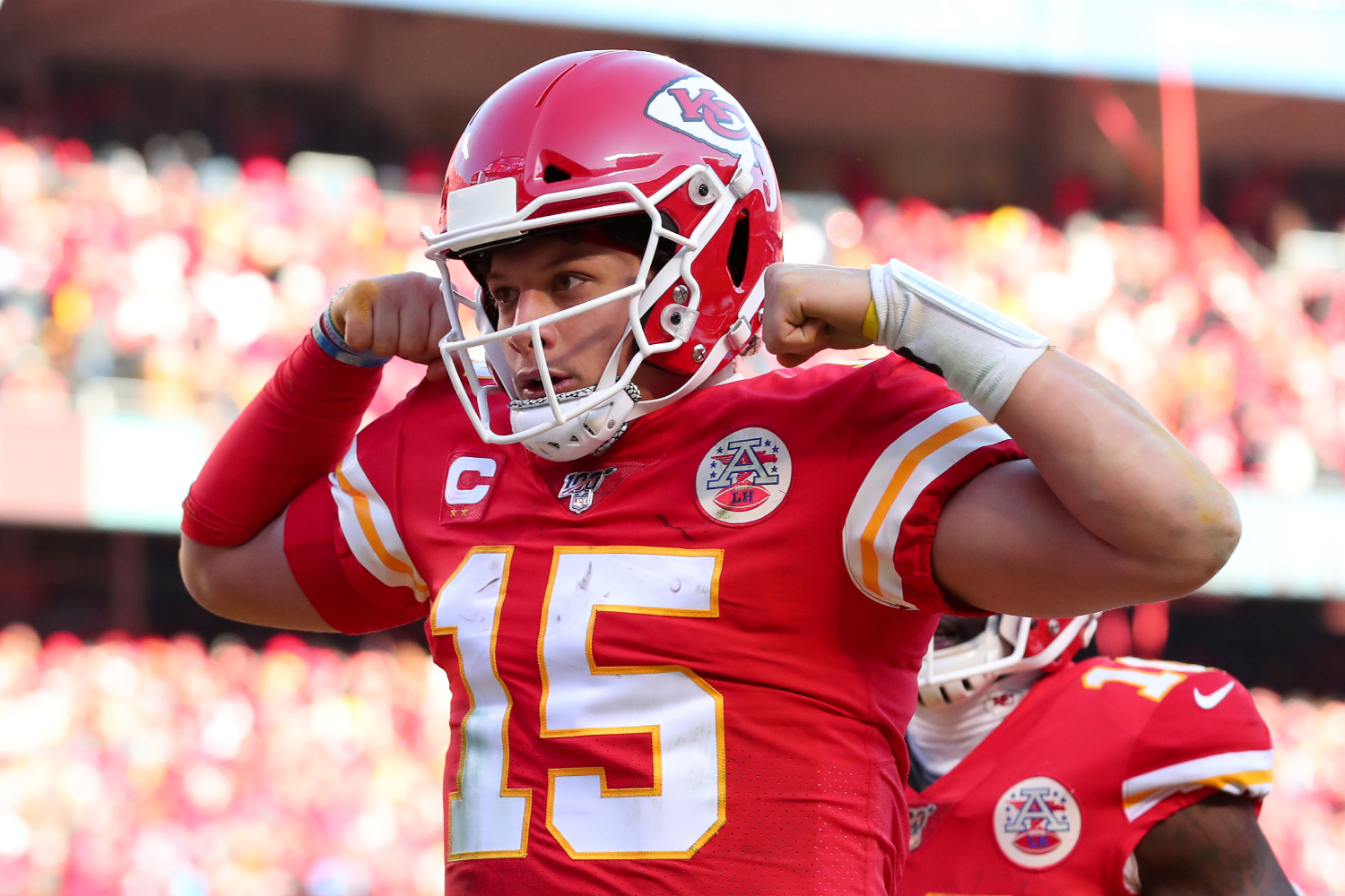 Is Patrick Mahomes' father the retired MLB player? - DraftKings