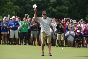 Brett Favre opened up about golfing with Donald Trump and provided a scouting report on the president's skills.