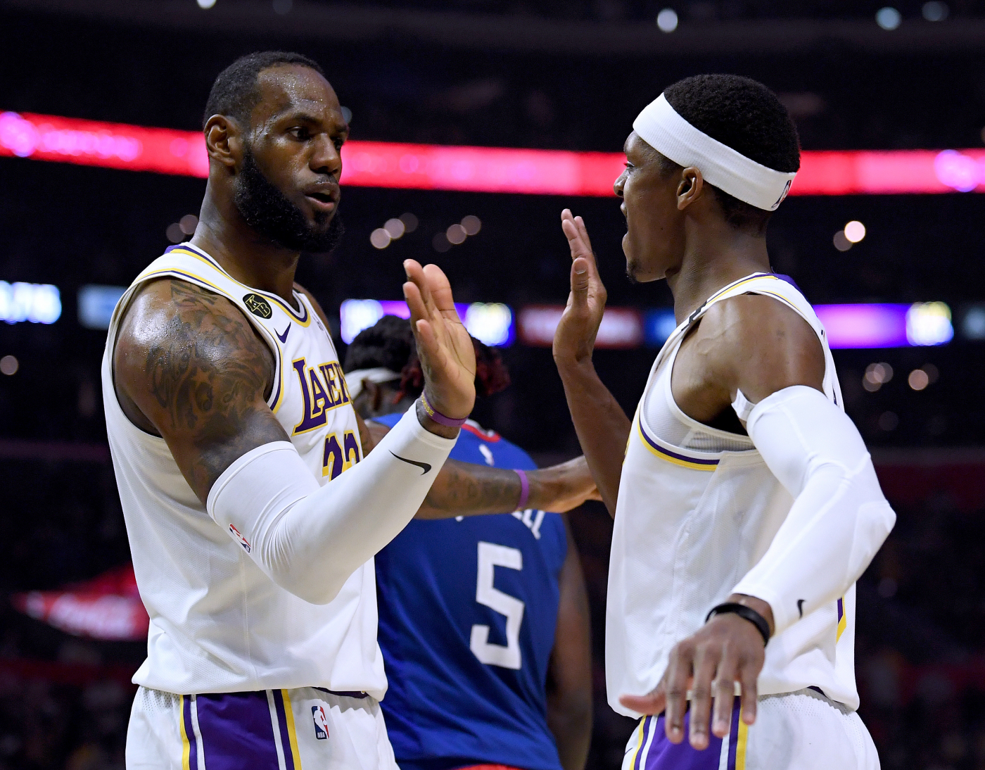 Rajon Rondo wants you to pay attention to LeBron James, not the needless  distraction he created