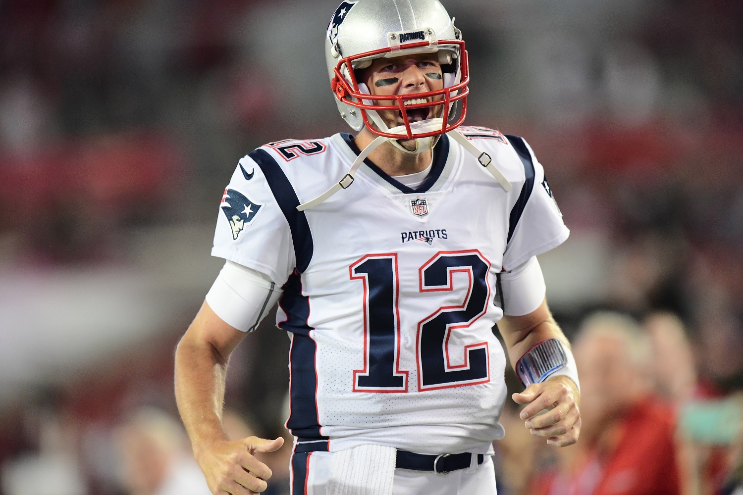 The Top 10 NFL Quarterbacks Who Became Stars After an Injury to Their ...