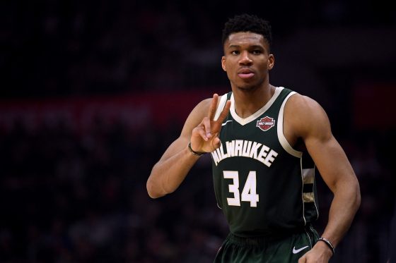 With the Bogdan Bogdanovic deal falling through, the Milwaukee Bucks might have an issue convincing Giannis Antetokounmpo to stay.