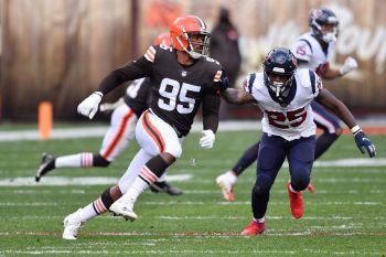 The Cleveland Browns just suffered a massive blow to their defense with star pass rusher Myles Garrett landing on the reserve/COVID-19 list.