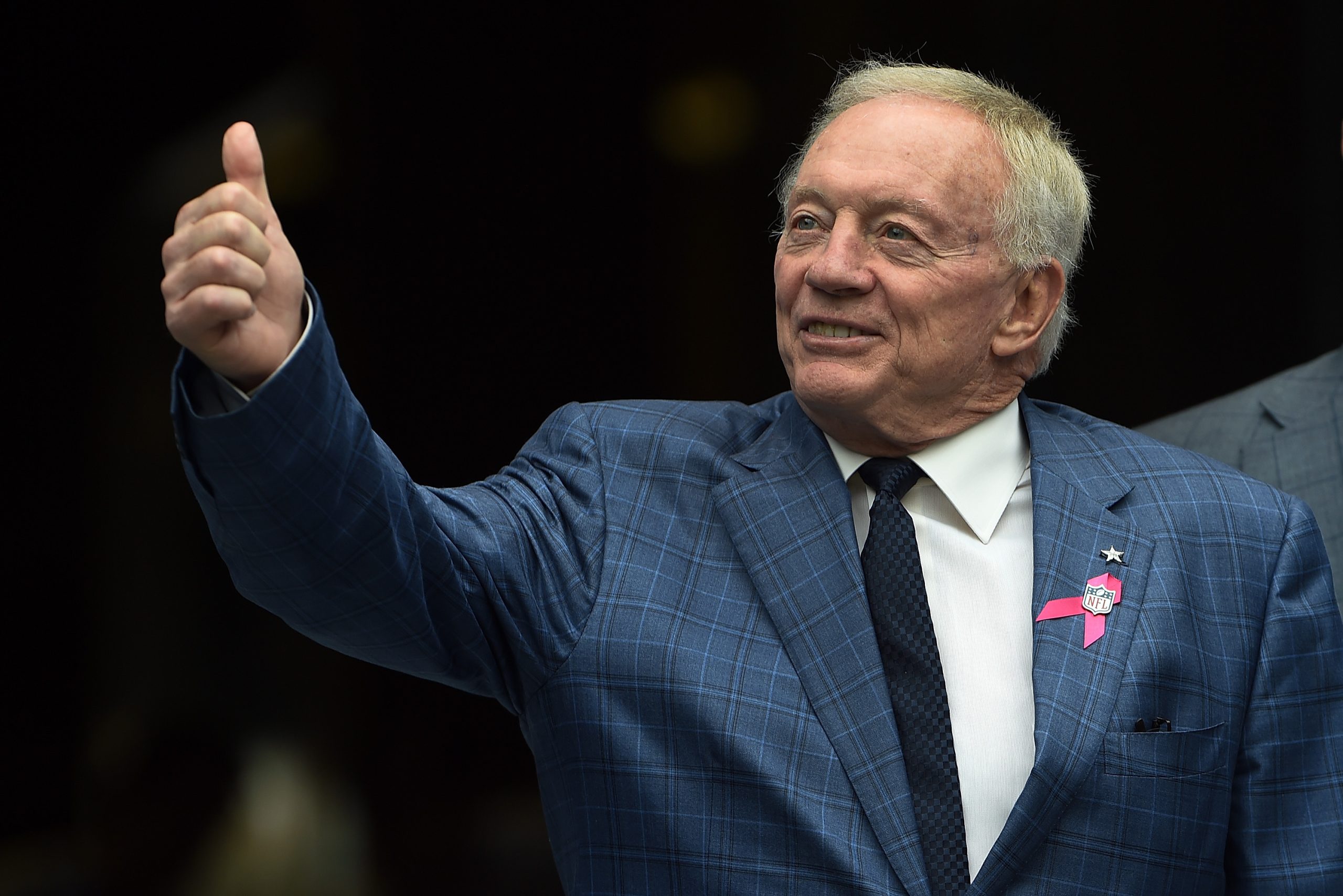 Dallas Cowboys owner Jerry Jones is no stranger to throwing his money around.