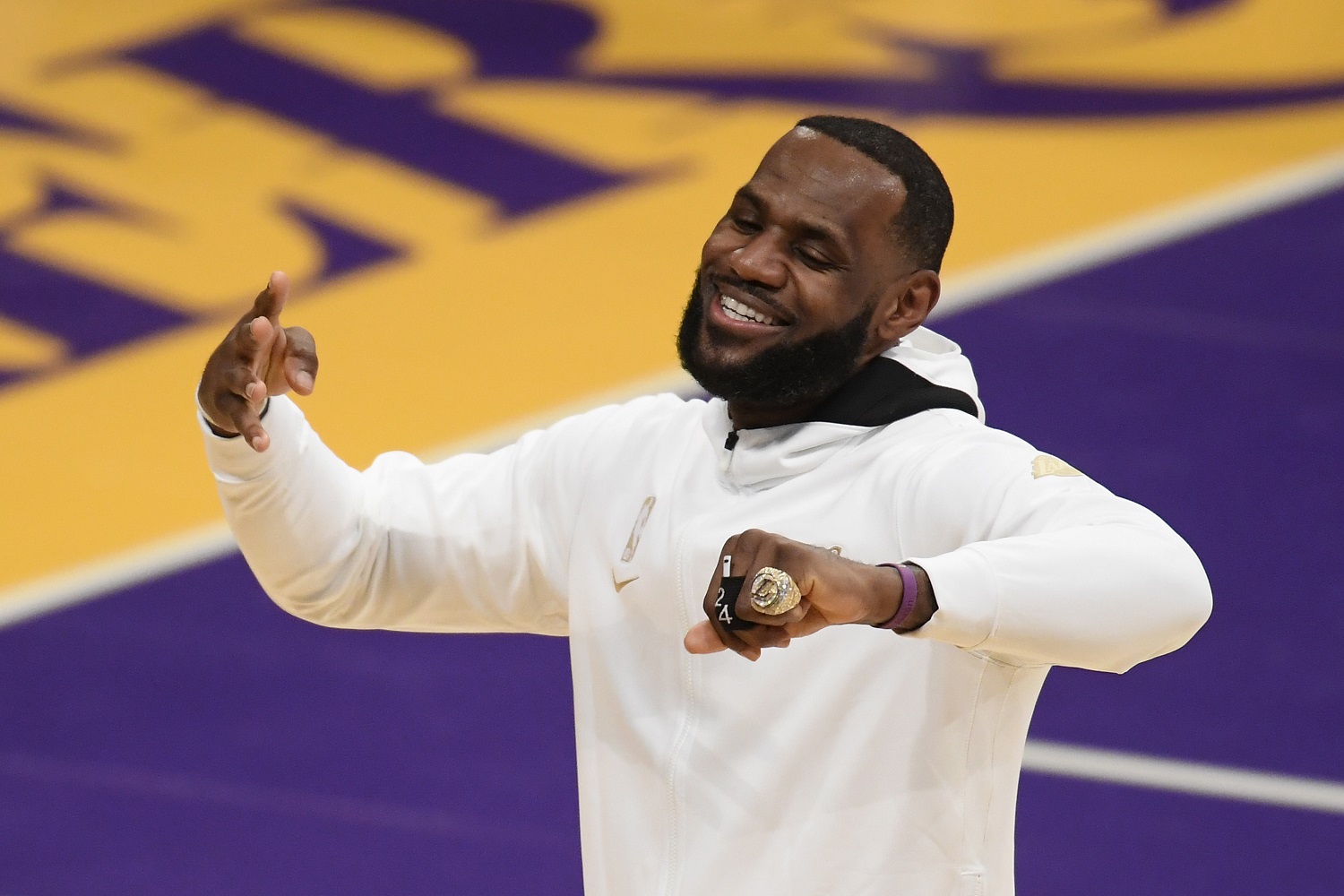 The La Lakers 2020 Nba Championship Rings Are The Most Expensive In History 2
