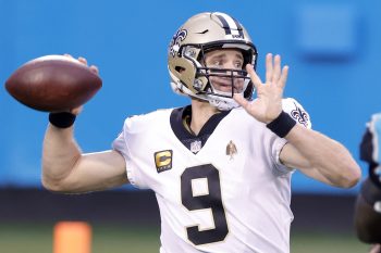 Saints QB Drew Brees throws a pass