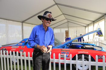 Richard Petty Wanted to Stop and Watch While Winning the 1979 Daytona 500