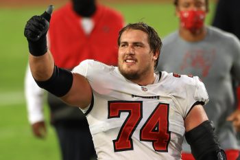 College Prepared Buccaneers Lineman Ali Marpet for the Smallest Super Bowl Crowd Ever