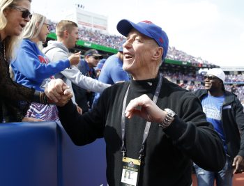 Jim Kelly provides an update on his health.