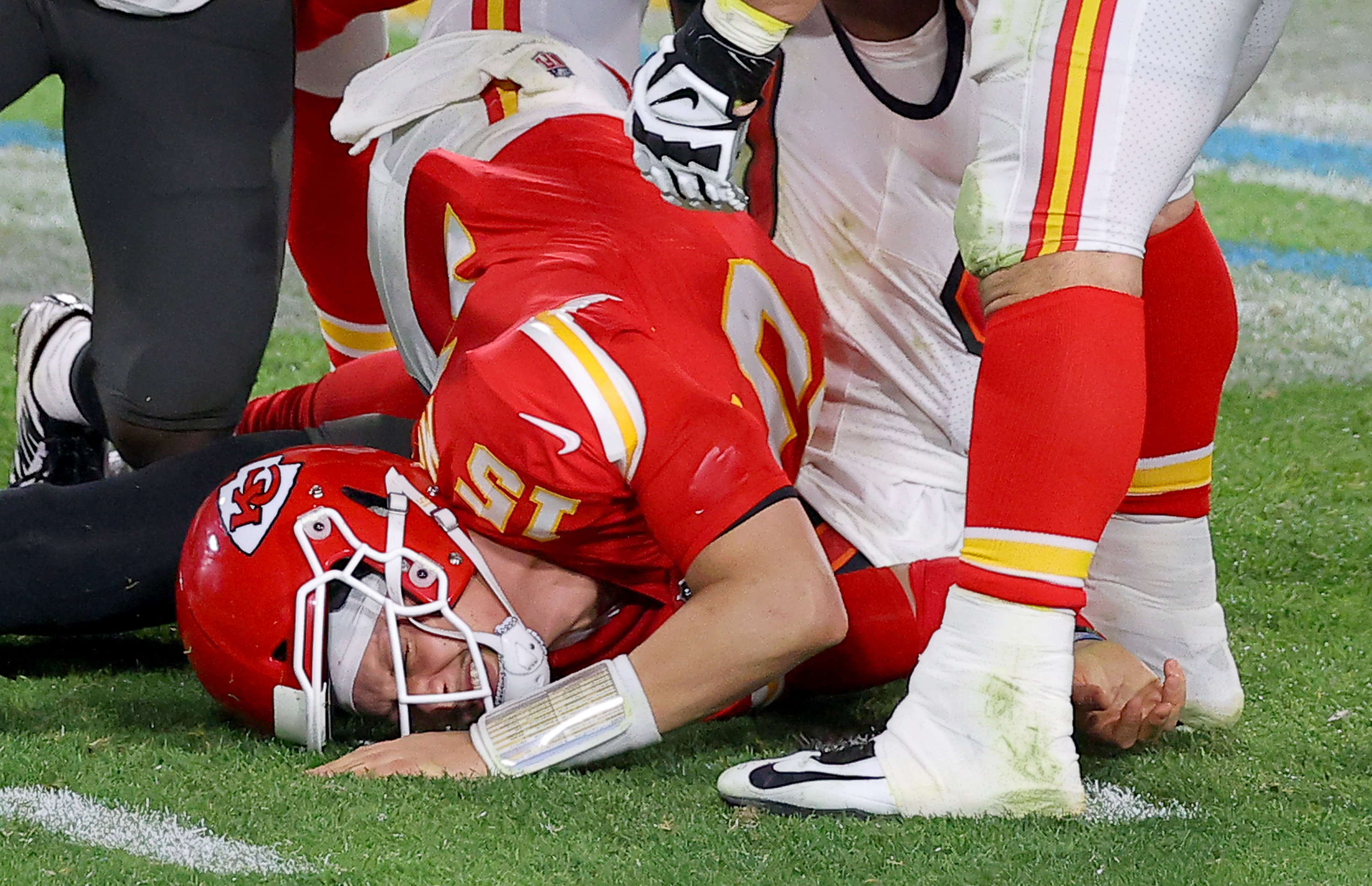 patrick mahomes on field jersey