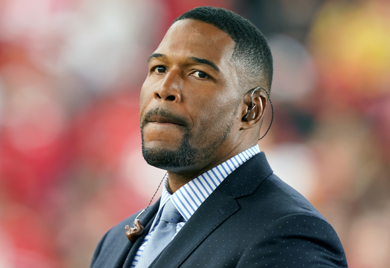 Michael Strahan in war over Super Bowl jersey