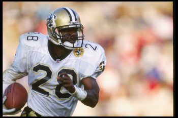 New Orleans Saints safety Gene Atkins runs back an interception.