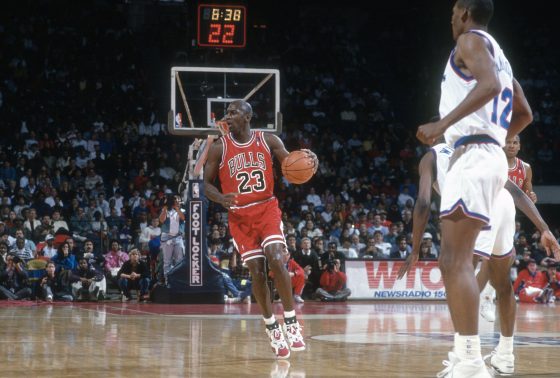 A Retired Michael Jordan Once Crashed a Chicago Bulls Practice to Teach ...