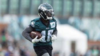 Philadelphia Eagles WR Jalen Reagor runs with the ball during practice.