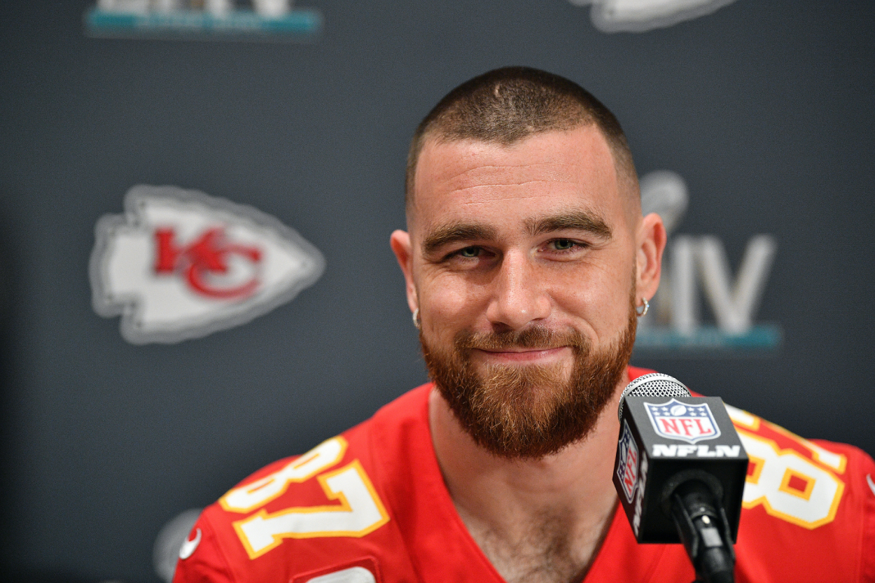 NFL star Travis Kelce puzzles fans with pronunciation of last name