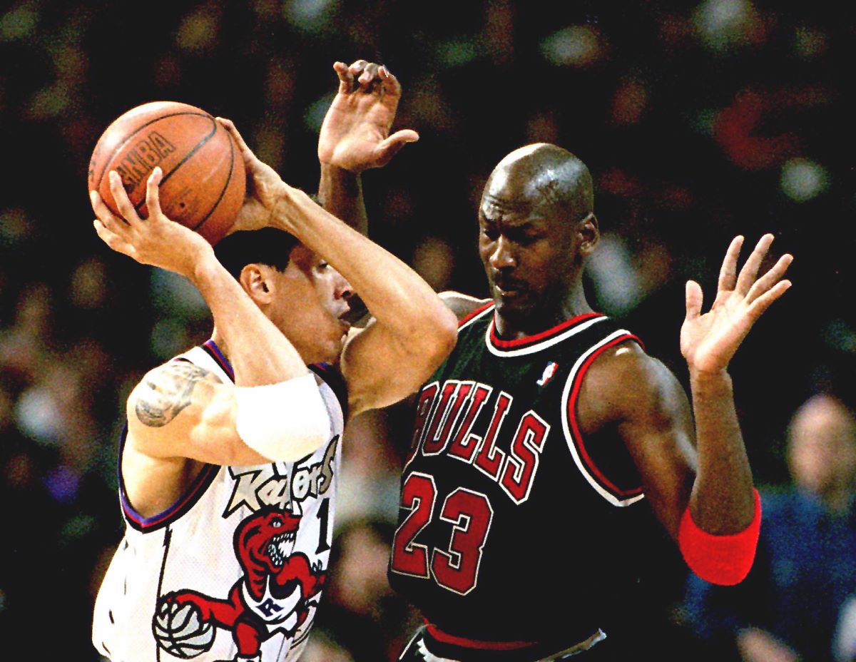 Michael Jordan Got Away With Fouls Because NBA's Supervisor of Officials  Knew Fans Went to Games to Watch Him Play: 'If There's a Play Where Jordan  and Paxson Are Together and There's