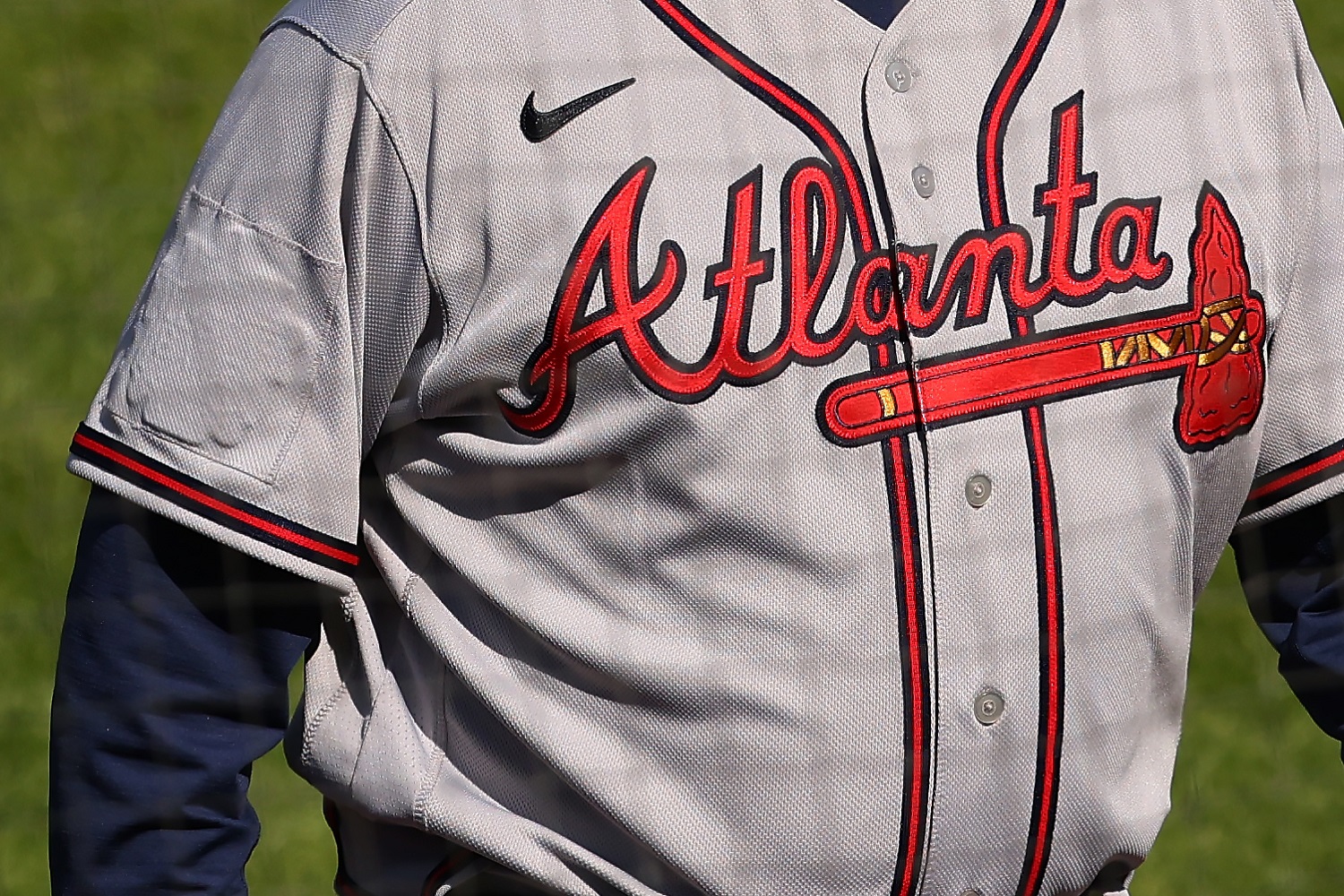 Atlanta Braves cover all-star logo on jerseys, shift hats