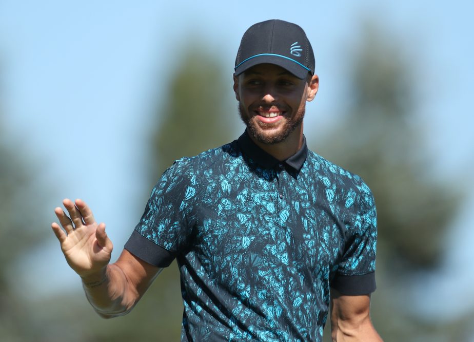 Stephen Curry Once Paused His Golf Round Give Some Lucky Fans an ...