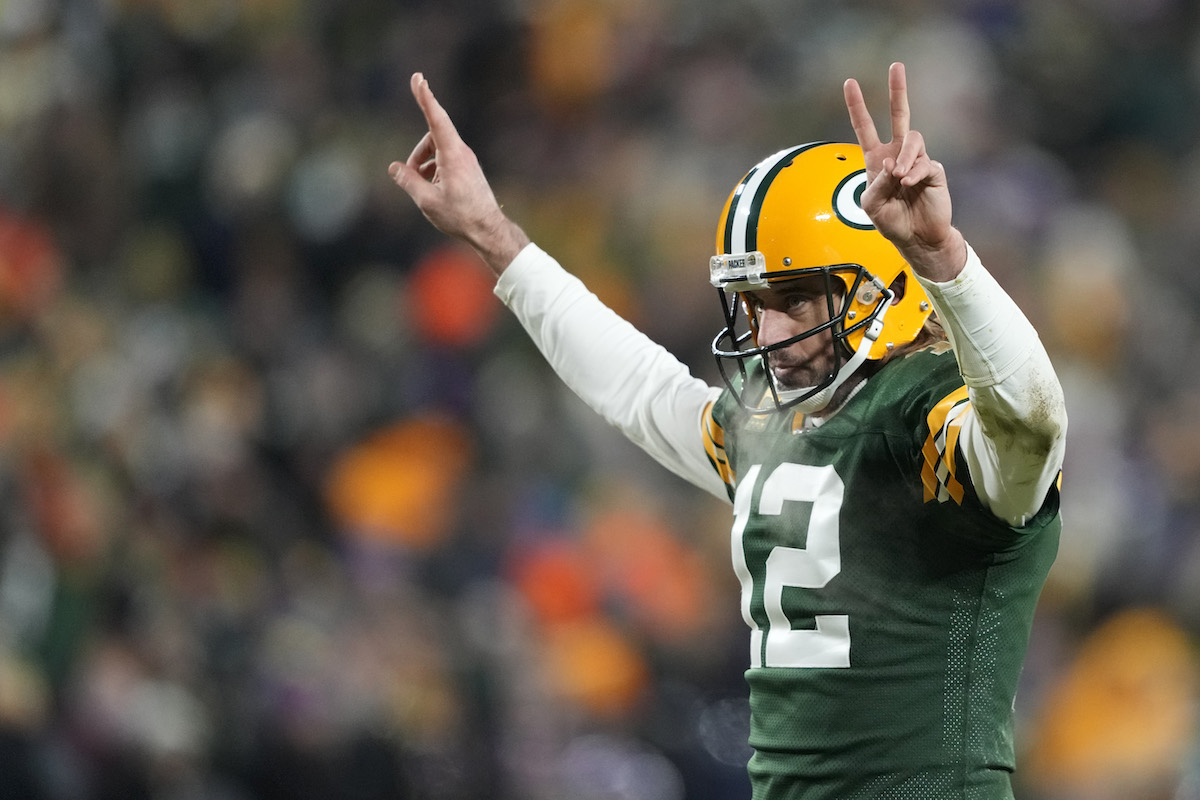 Aaron Rodgers' New Packers Contract Should Make Him Untouchable in