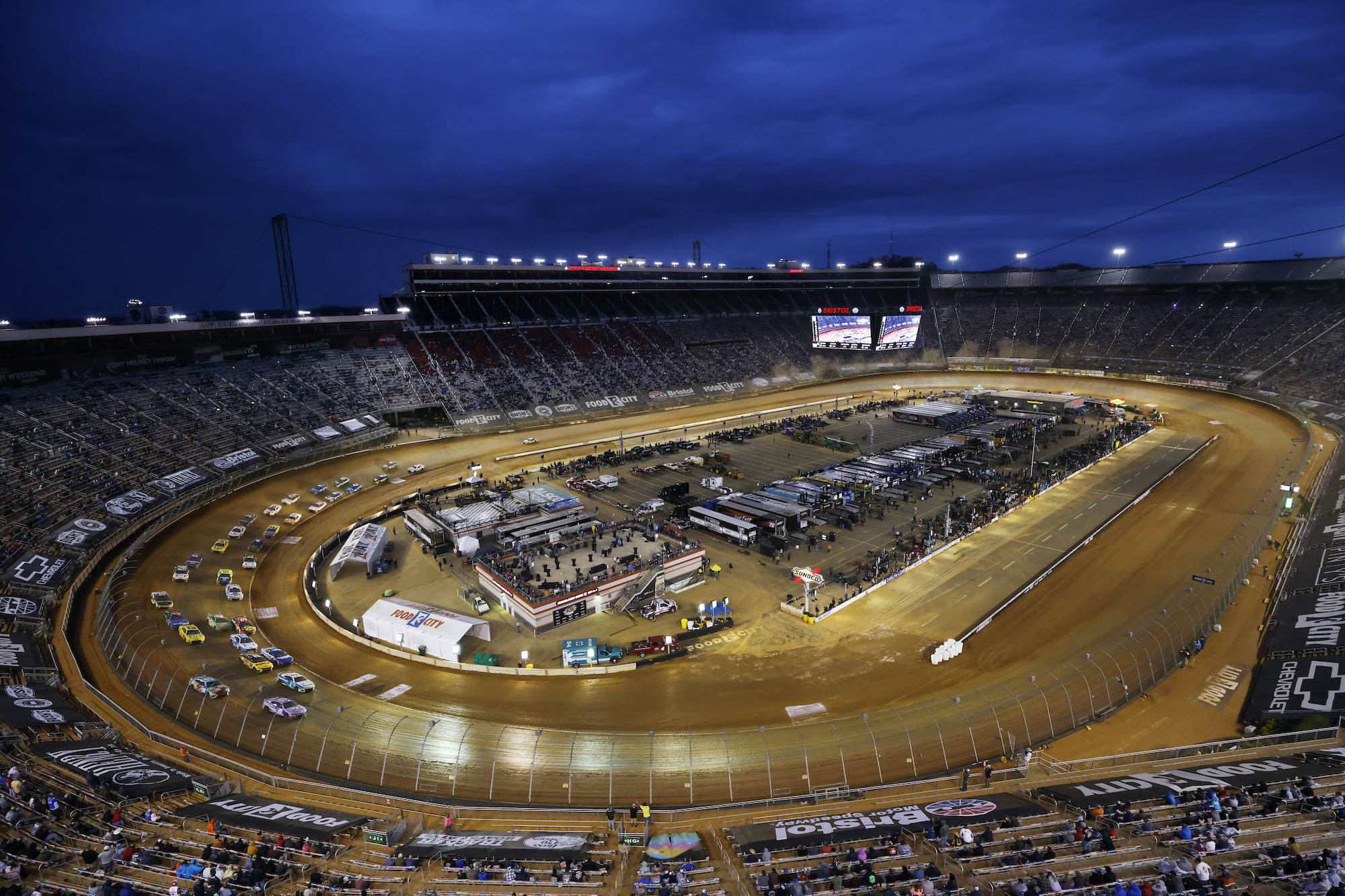 TV Ratings Are in for Bristol Dirt Race and It's Going to Get Dirty