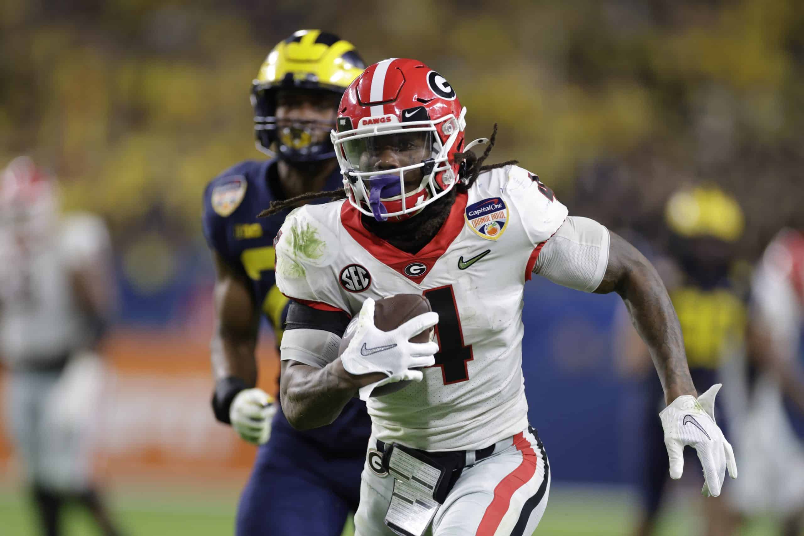 Buffalo Bills running back James Cook (28) rushes in the first half against  the Cleveland Browns during an NFL football game, Sunday, Nov. 20, 2022, in  Detroit. (AP Photo/Rick Osentoski Stock Photo - Alamy