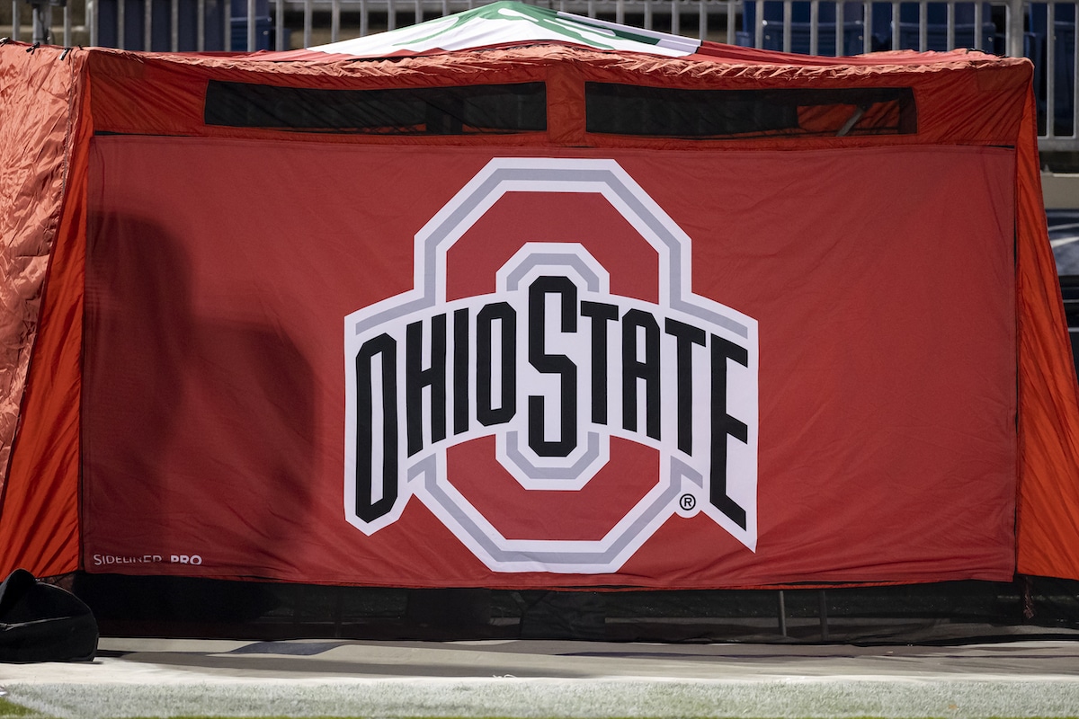 Ohio State (OSU) Trademarks 'THE' for Buckeyes Apparel After Fight -  Bloomberg