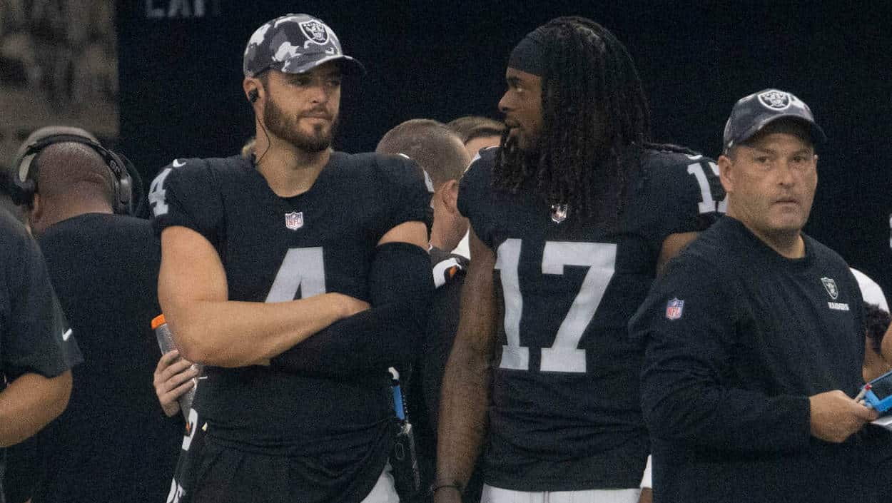 Raiders reunite Davante Adams with Derek Carr