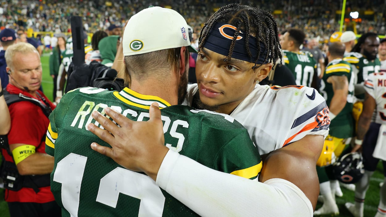 Chicago Bears laud fans for support in Las Vegas, Justin Fields