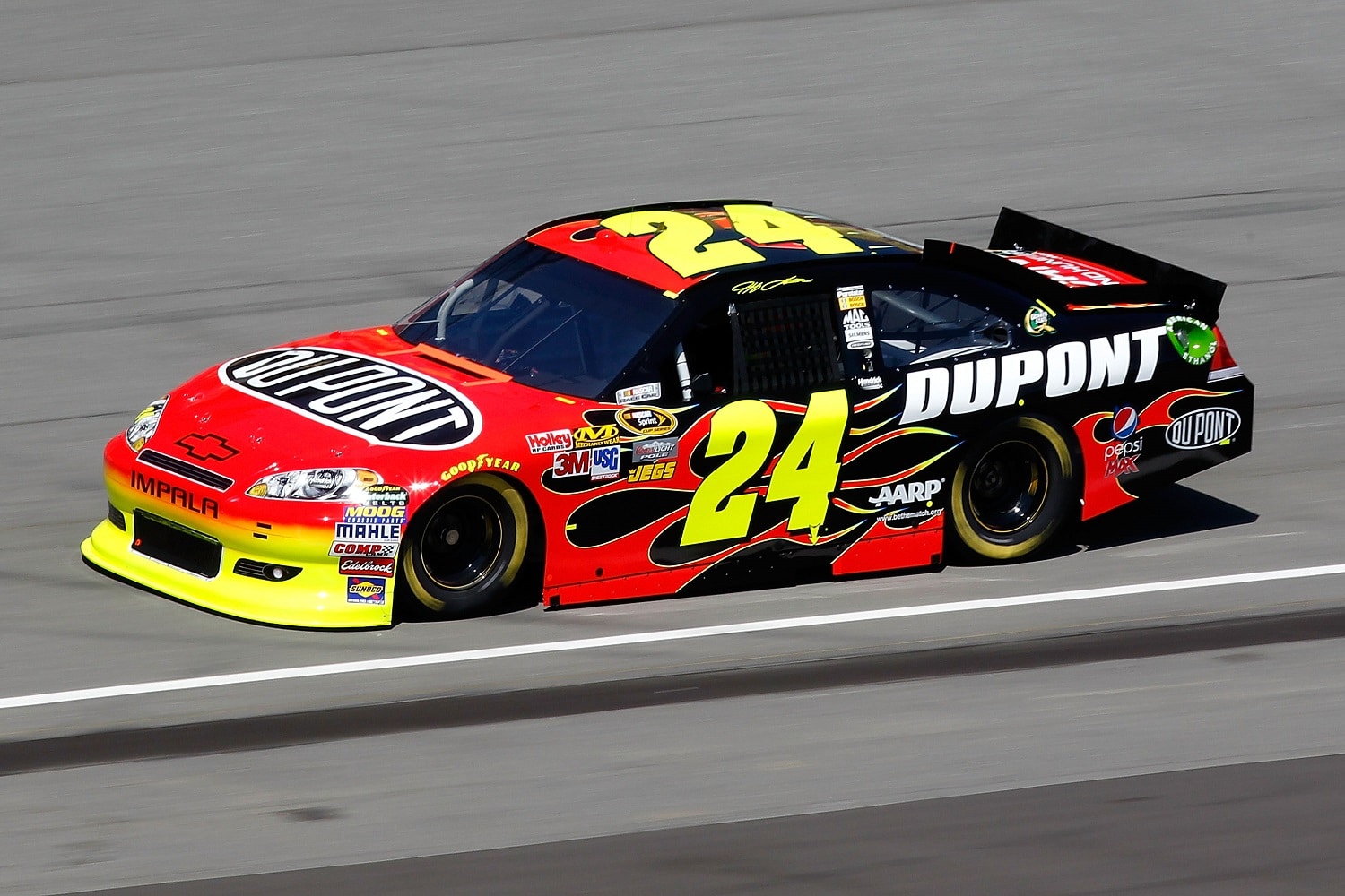 Jeff Gordon drives the No. 24 Chevrolet during practice for the NASCAR Sprint Cup Series Pure Michigan 400 at Michigan International Speedway on Aug. 19, 2011. | Geoff Burke/Getty Images for NASCAR