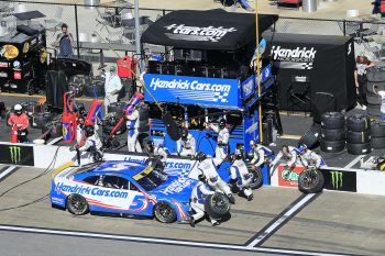 Kyle Larson pits