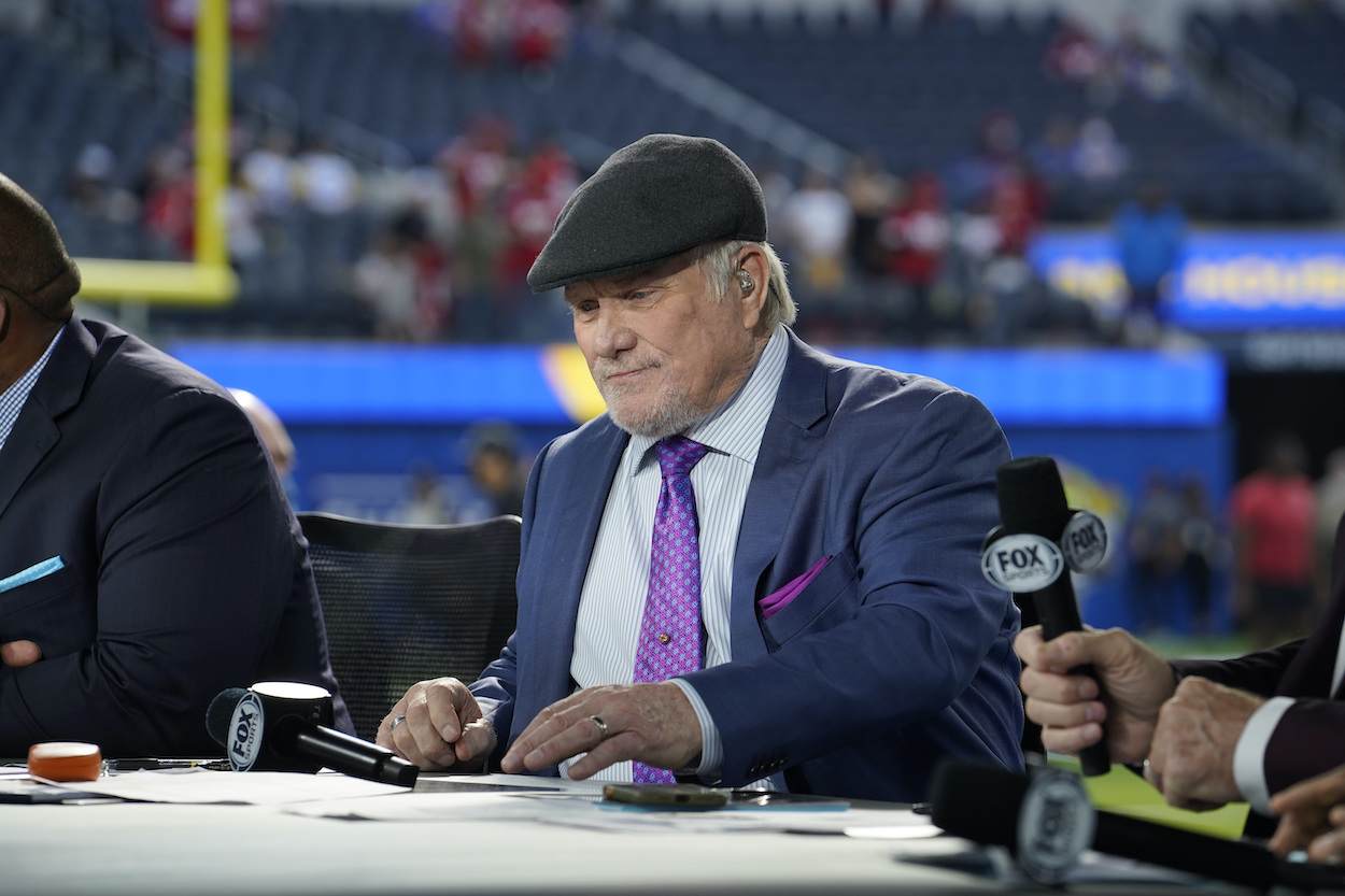 Fox NFL Sunday': Terry Bradshaw, Michael Strahan and Others Removed From  Pre-Game Over COVID-19 Concerns